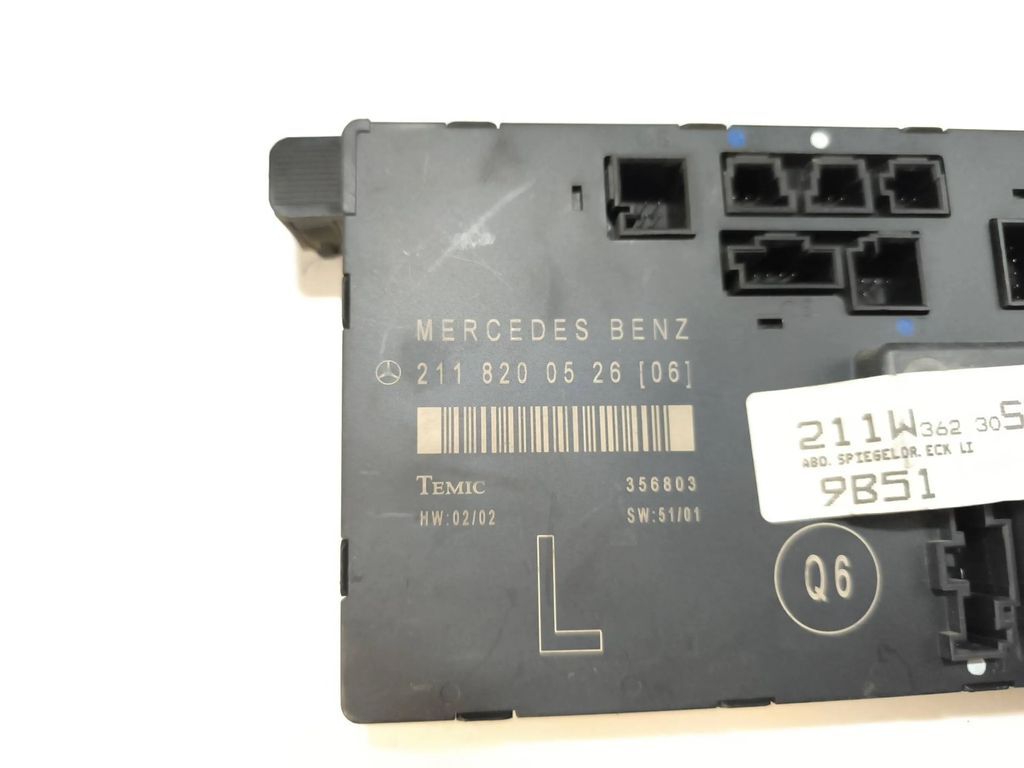Mercedes-Benz E280 W211 2003 door control unit module 2118200526