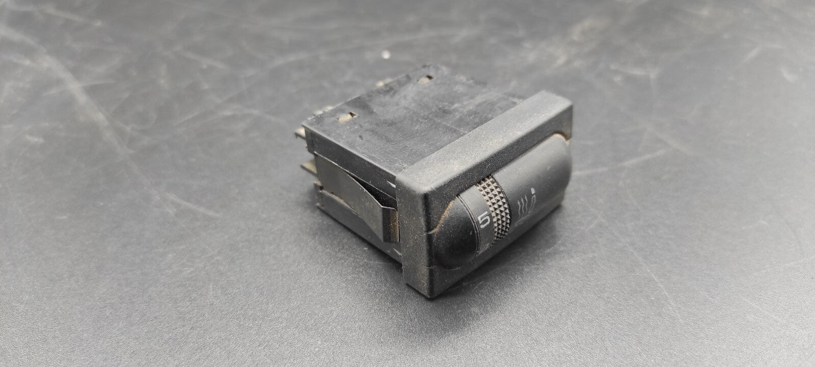 Volkswagen VW Transporter T4 1997 Heated Seats Switch Button 3A0963563A