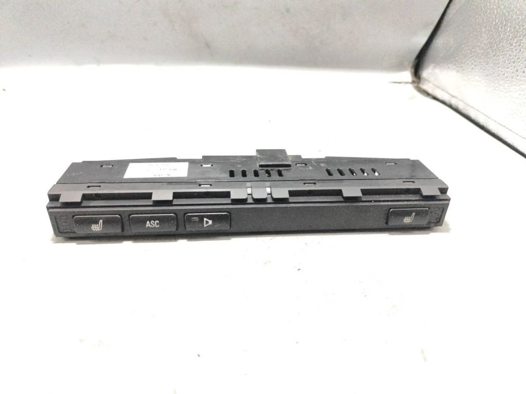 BMW 3 E46 320D 2004 Seat heating switch button 6907707