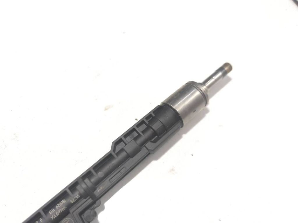 BMW M4 F82 F83 2016 S55 fuel injector 0261500533