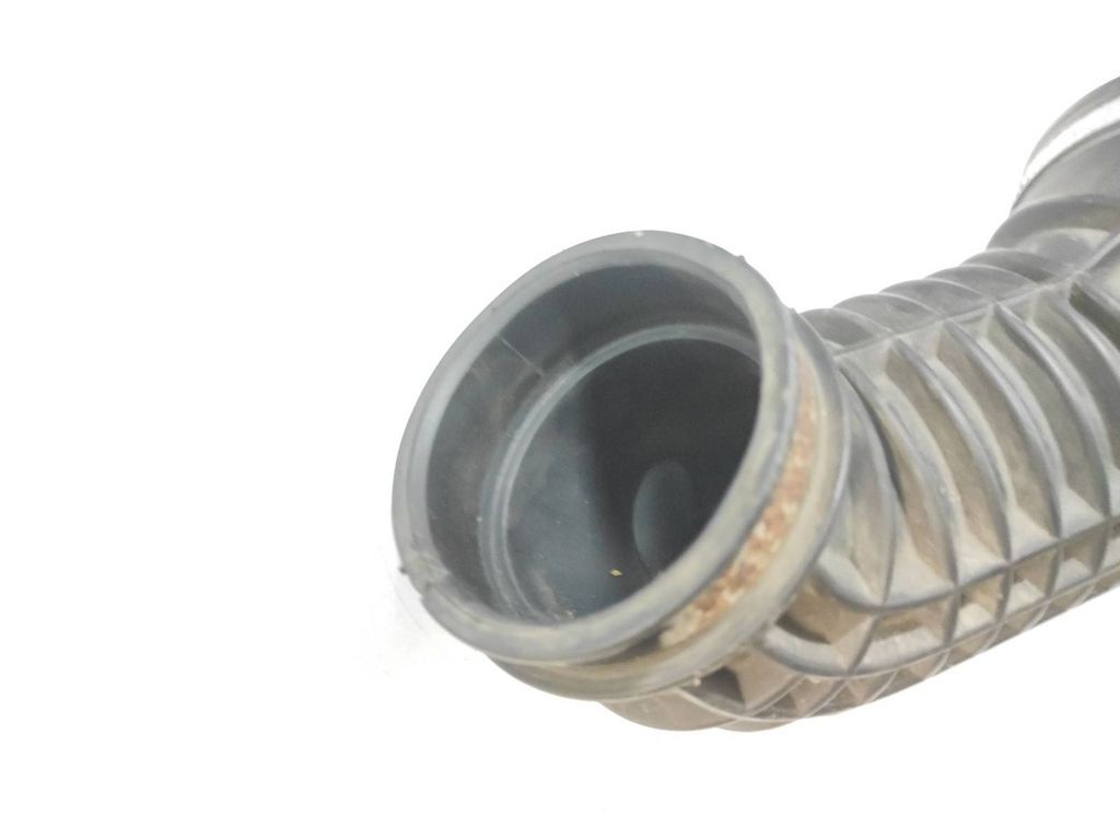 Saab 9-5 2.0T 110kW Petrol 2000 air intake hose pipe 4967543