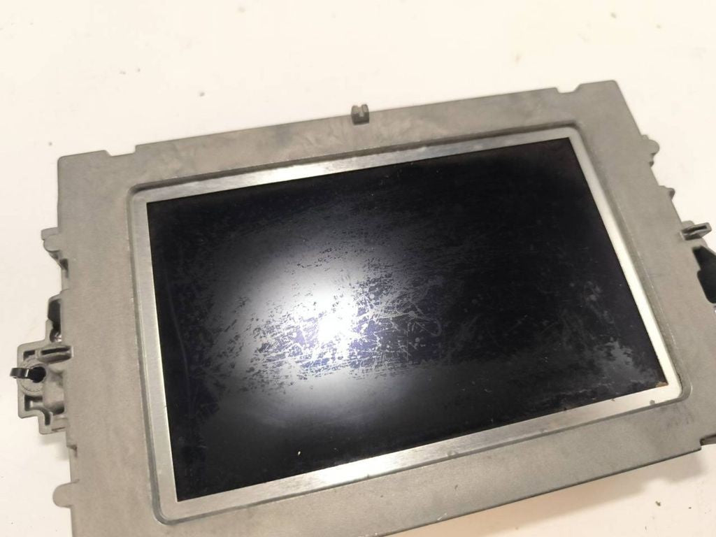 Mercedes-Benz C Class W204 2009 Dashboard LCD screen display A2049007508