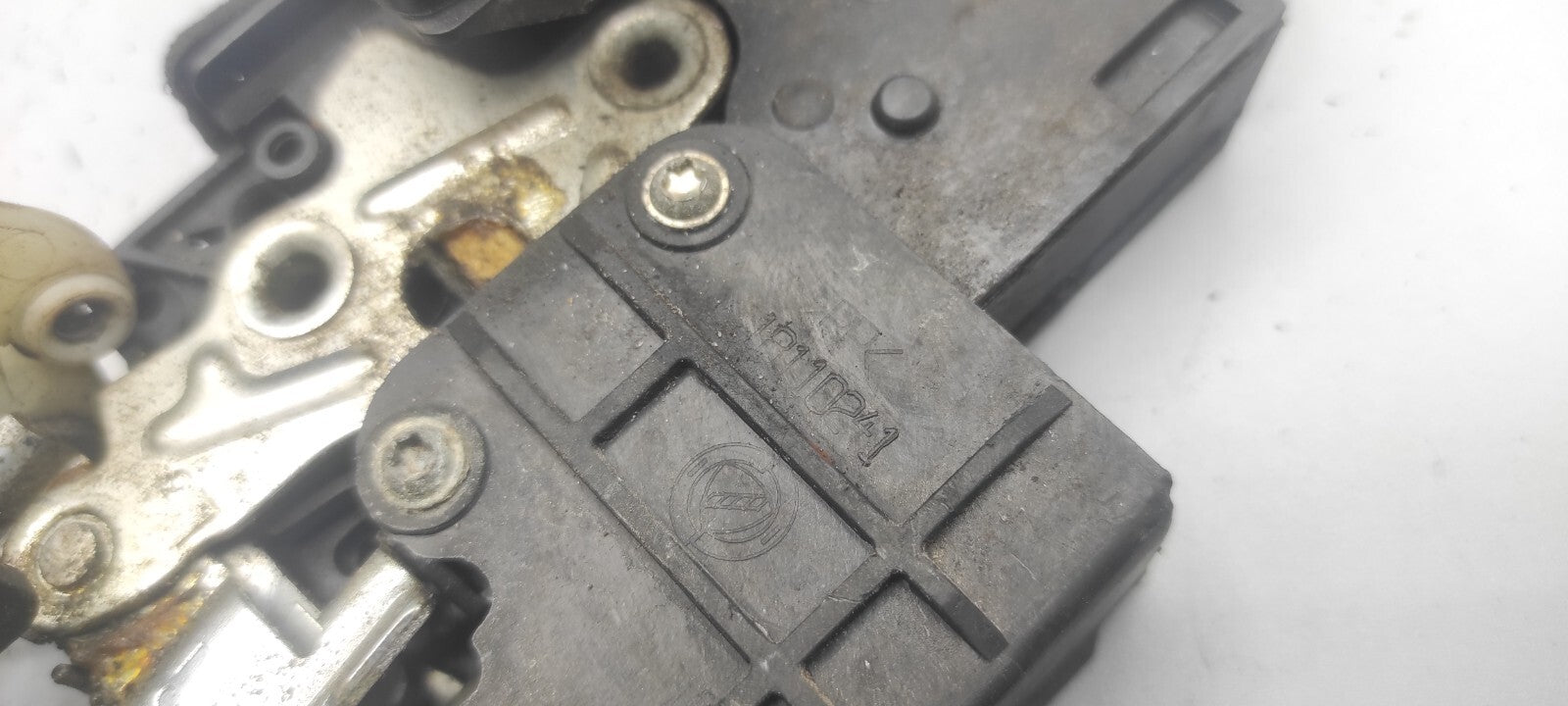 Alfa Romeo 156 1.9JTD 110kW Diesel 2005 LHD Front Left Door Lock 18110241