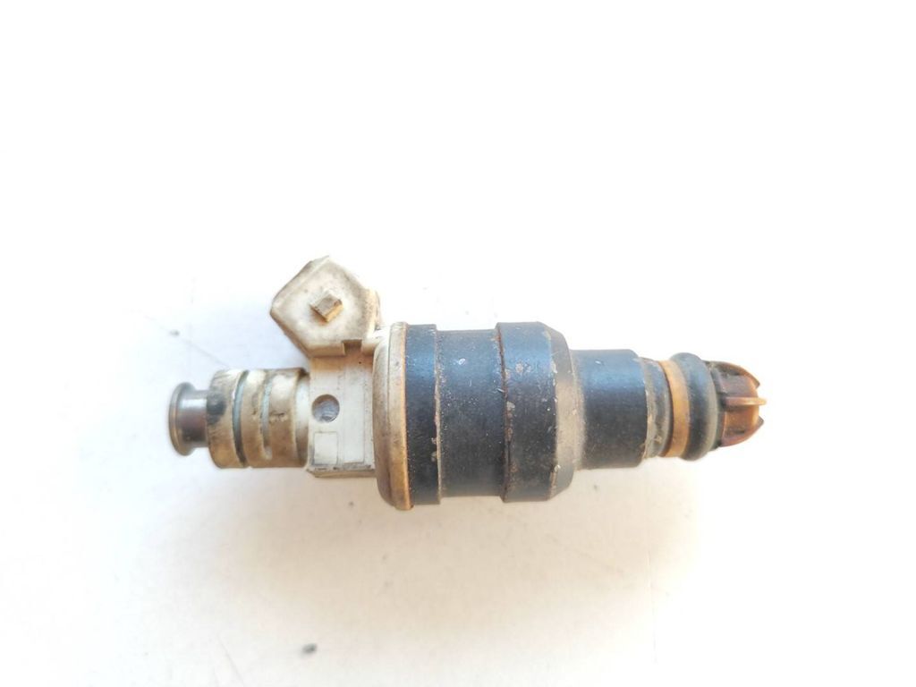 BMW 5 E34 1993 Petrol fuel supply injector 0280150716