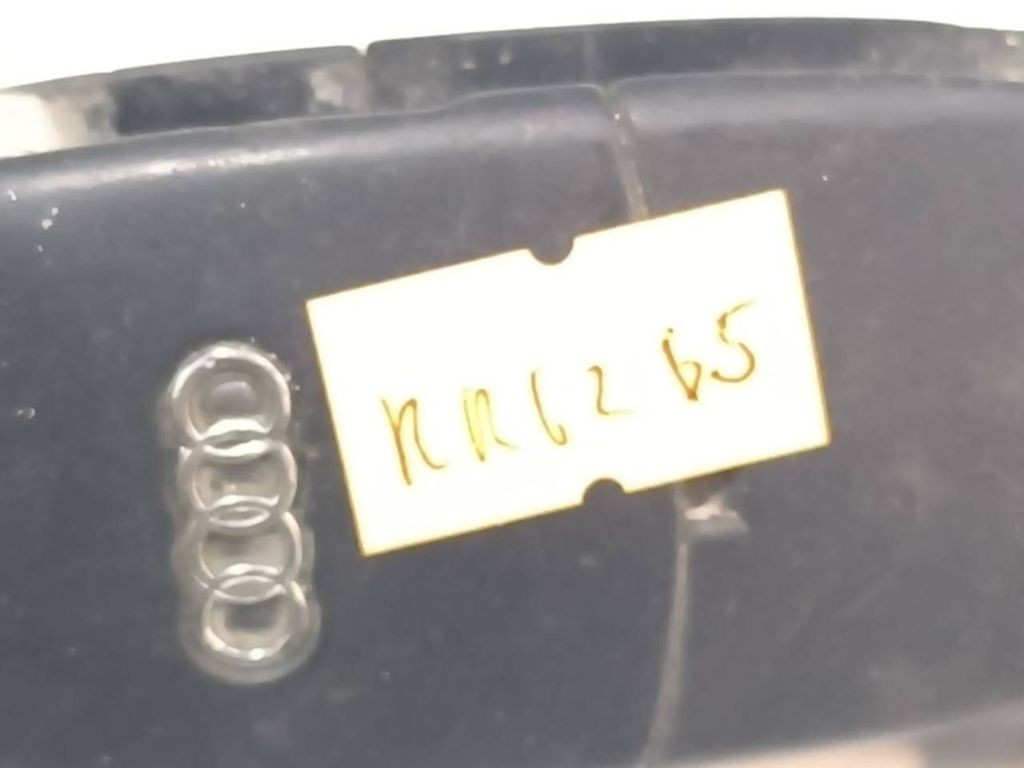 Audi A4 S4 B6 8E 8H 2002 Diesel Ignition barrel lock with key 4B0905851F