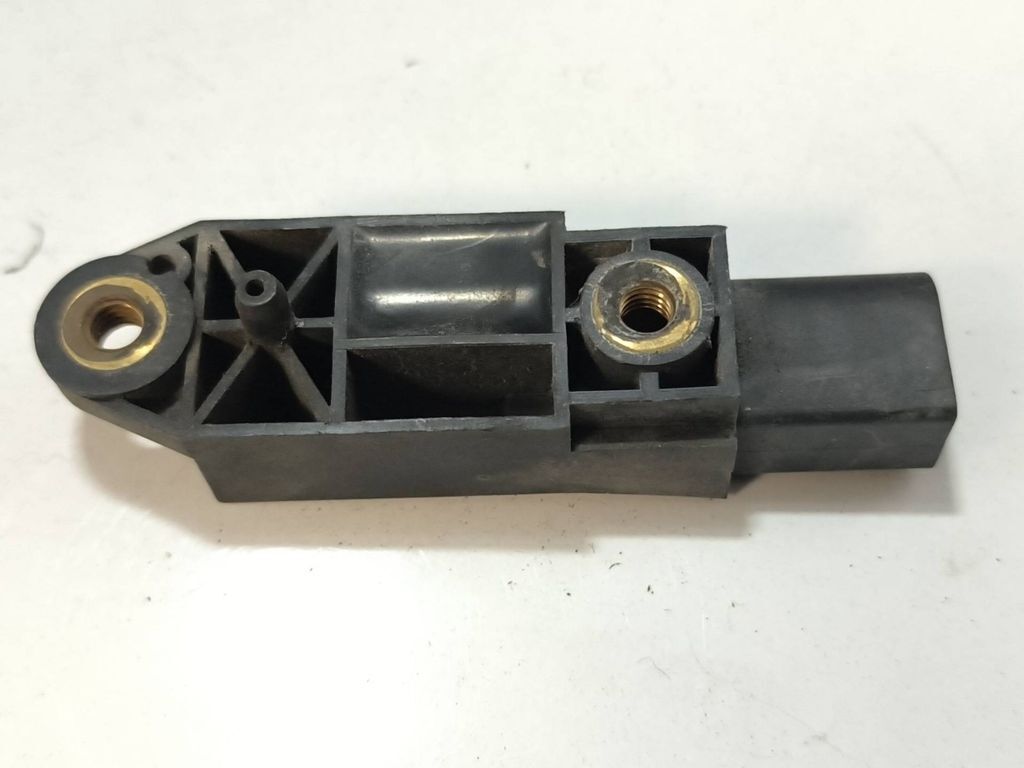 Mercedes-Benz E270 W211 2003 Deployment impact sensor A0028202726