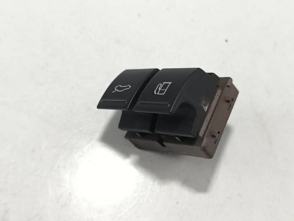 Volkswagen PASSAT B6 2007 Diesel Fuel tank opening switch 3C0959903B