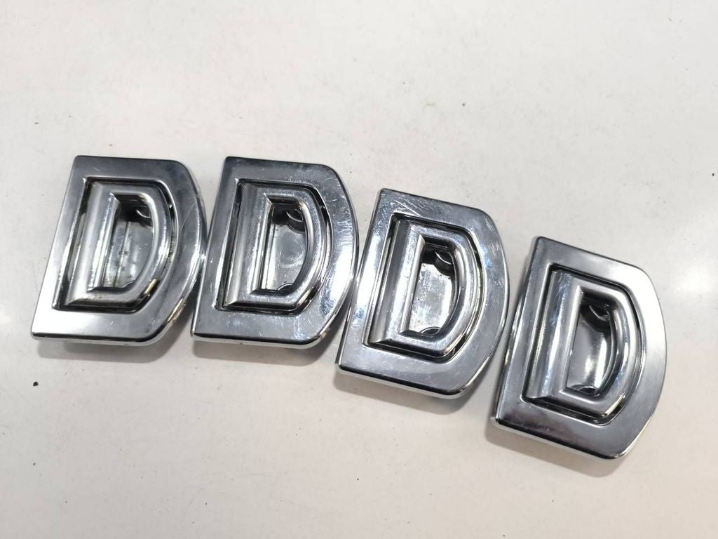 Audi A4 S4 B6 8E 8H 2002 Rear Bracket in trunk boot 1K0864203