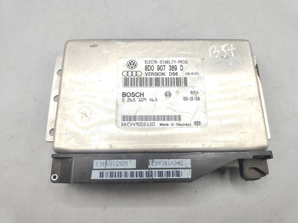 Audi A4 S4 B5 8D 1997 ESP control acceleration module ECU 8D0907389D
