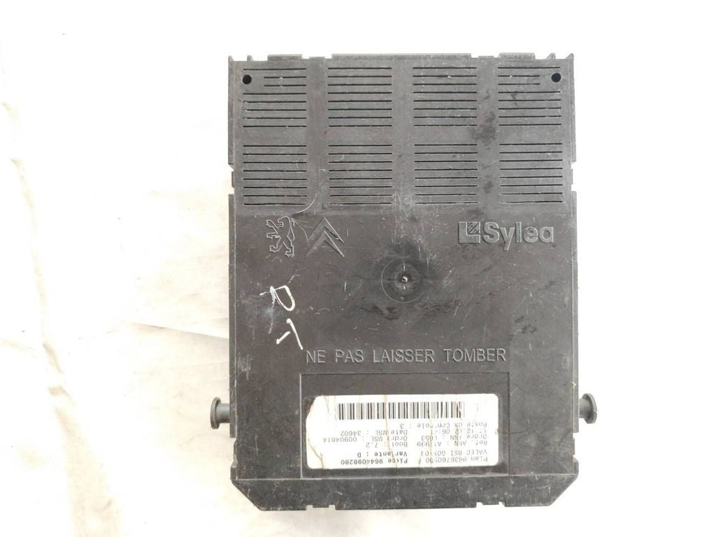 Peugeot 307 2002 Fuse comfort module 9636760580F