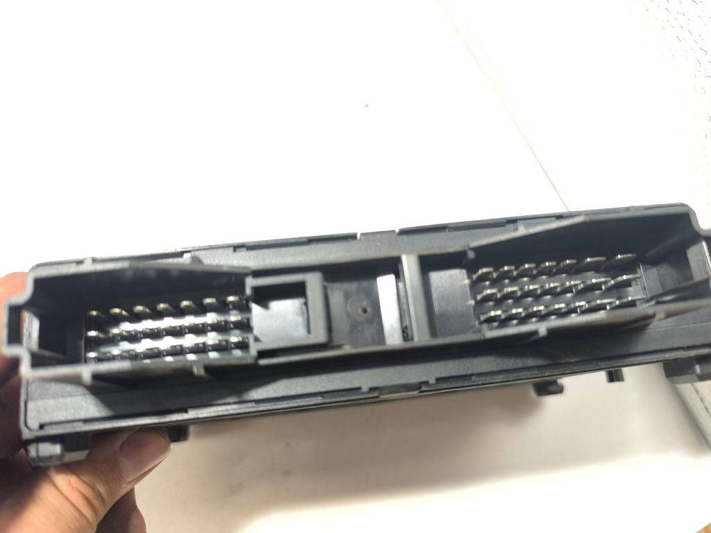 Mercedes-Benz C Class W203 2001 Comfort convenience body module A2098200326