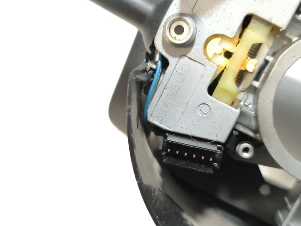 Mercedes-Benz MB Sprinter W906 2012 Turn signal indicator stalk A9065450310