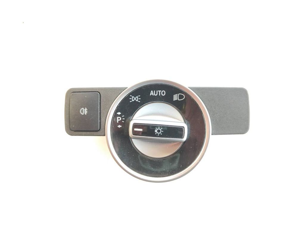 Mercedes-Benz C W204 2013 Light switch