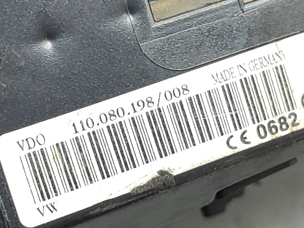 Volkswagen PASSAT B5.5 2005 LHD speedometer instrument cluster 3B0920829A