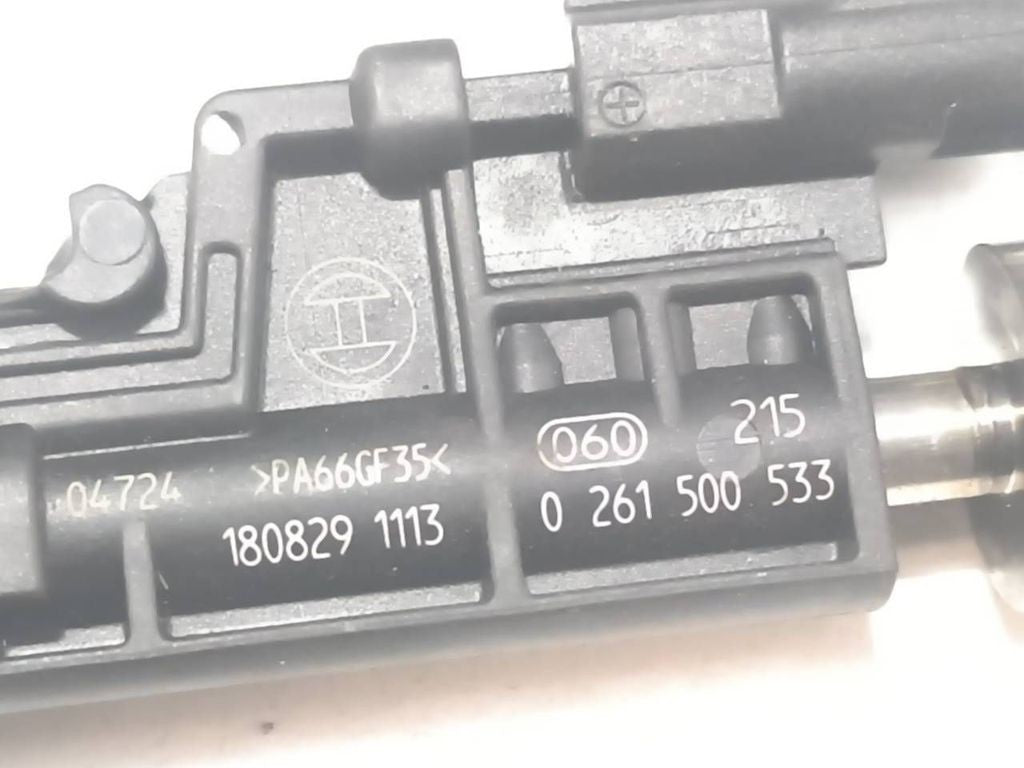 BMW M4 F82 F83 2017 S55 fuel injector 0261500533