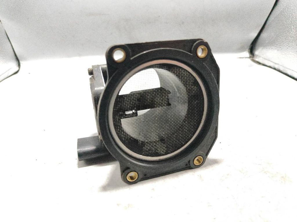 Volkswagen Golf IV 1998 Petrol MAF mass air flow meter sensor 06A906461B