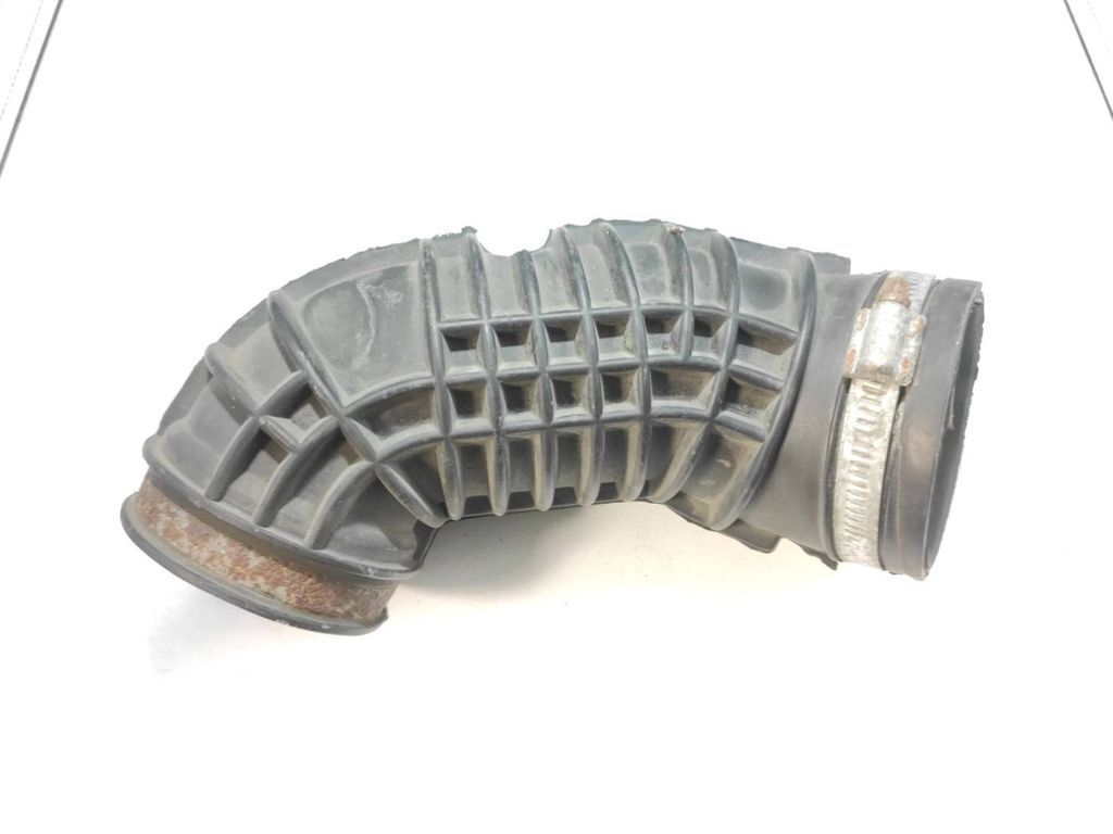 Saab 9-5 2.0T 110kW Petrol 2000 air intake hose pipe 4967543