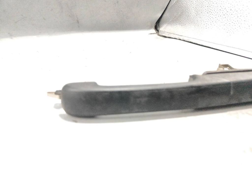 Volkswagen PASSAT B4 1996 rear left side door exterior handle