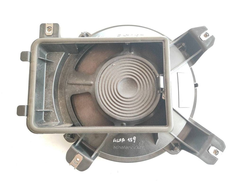 Alfa Romeo 159 2007 Subwoofer speaker 60682025 Bose