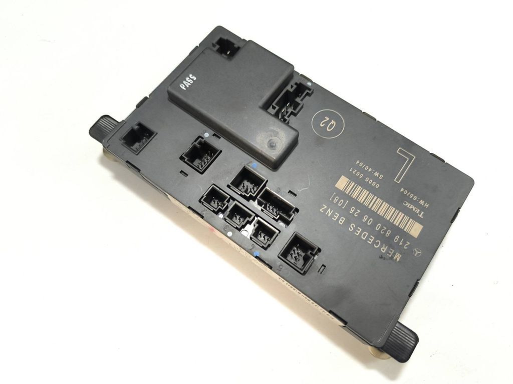 Mercedes-Benz CLS C219 2007 door control unit module 2198200626