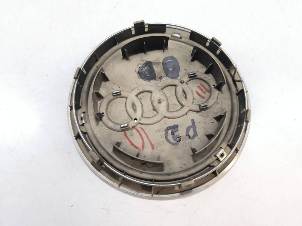 Audi A6 S6 C5 4B 2003 Original wheel cap 4B0601165J