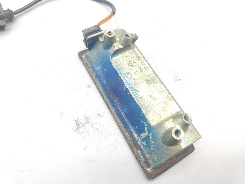 Volkswagen Bora 2001 Rear Tailgate trunk boot exterior handle 1J0827566B