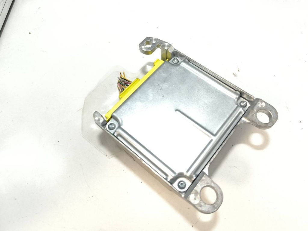 Toyota Avensis T250 2006 Safety Control unit module 8917005122