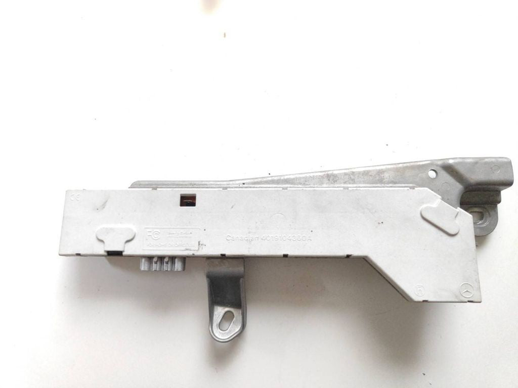 Mercedes-Benz E W211 2005 Aerial antenna amplifier 4019104360A