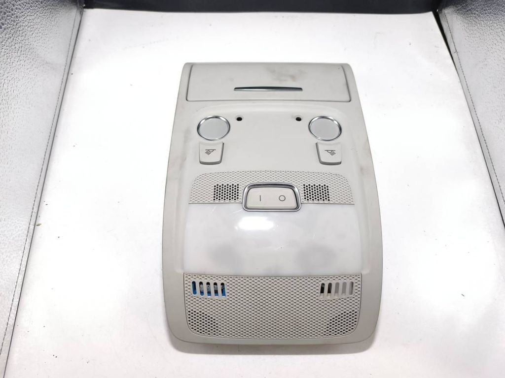 Audi A4 S4 B8 8K 2014 front reading dome seat light 8T0947135B