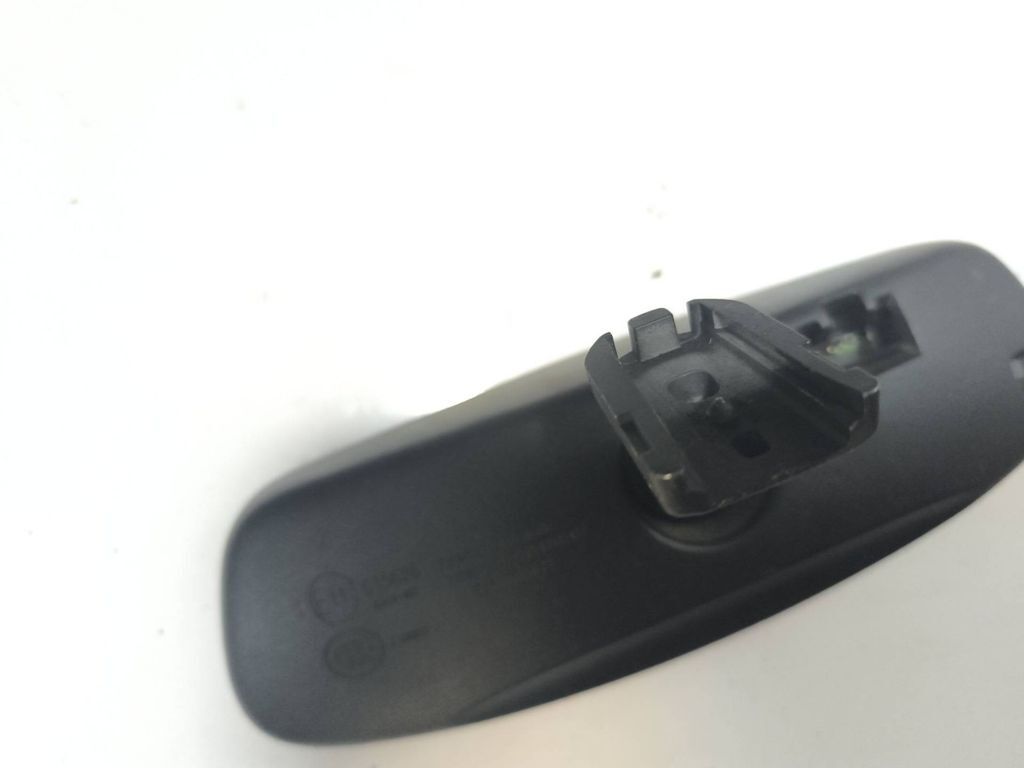 Toyota Avensis T250 2006 Interior rear view mirror 8781005042