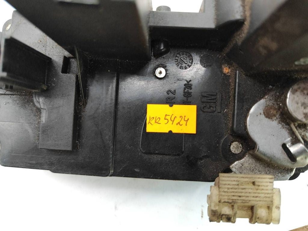 Opel Vectra C 2004 rear right door lock 13210763