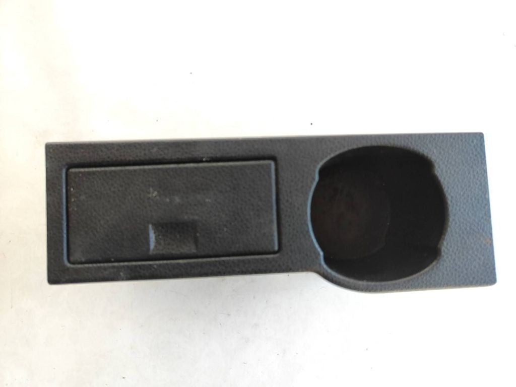 Ford Mondeo Mk III 2002 ashtray insert 1S7XF04788AF