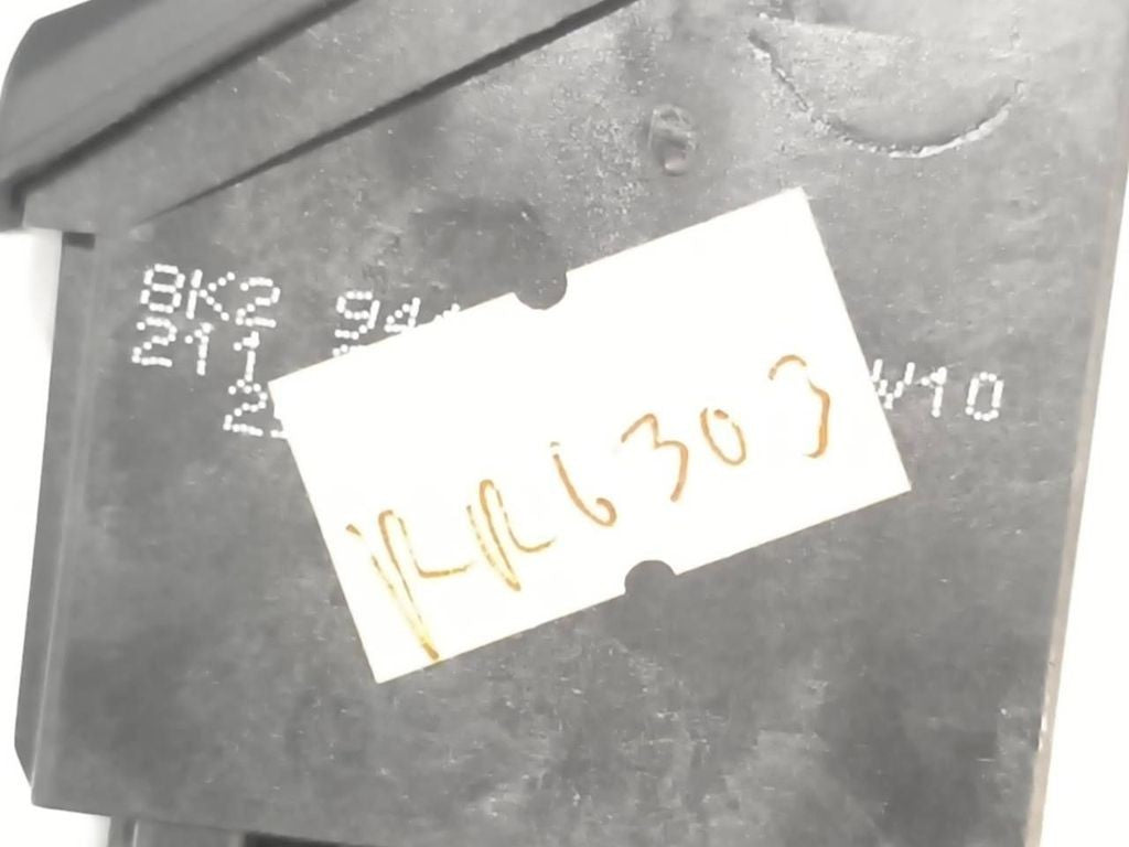 Audi A4 S4 B8 8K 2014 Hazard light switch 8K2941509A