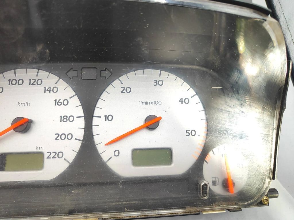 1H0919864R Volkswagen Golf III 1996 LHD Diesel speedometer instrument cluster
