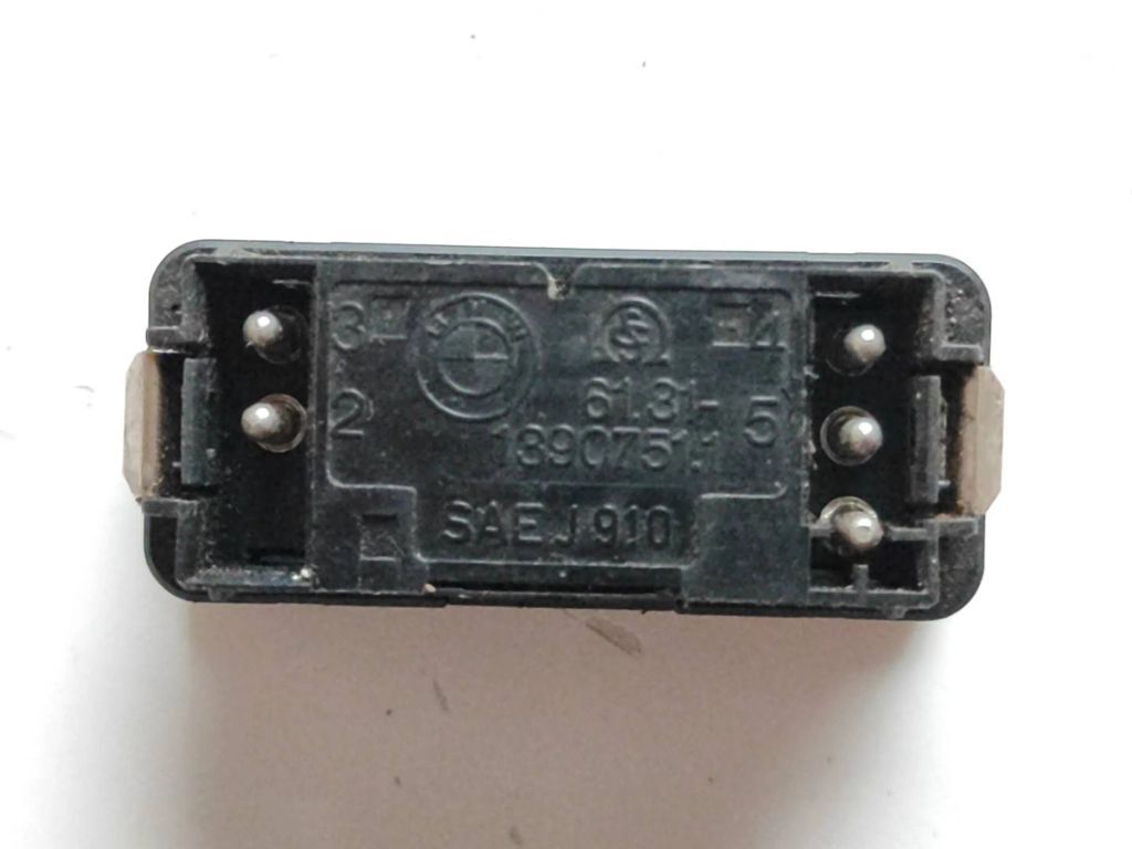 BMW 3 E36 318i 1995 Hazard light switch button 1390751