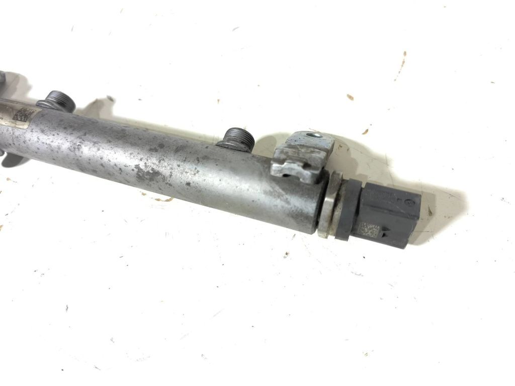 Mercedes-Benz E W211 2005 Diesel fuel rail line pipe A6420702595