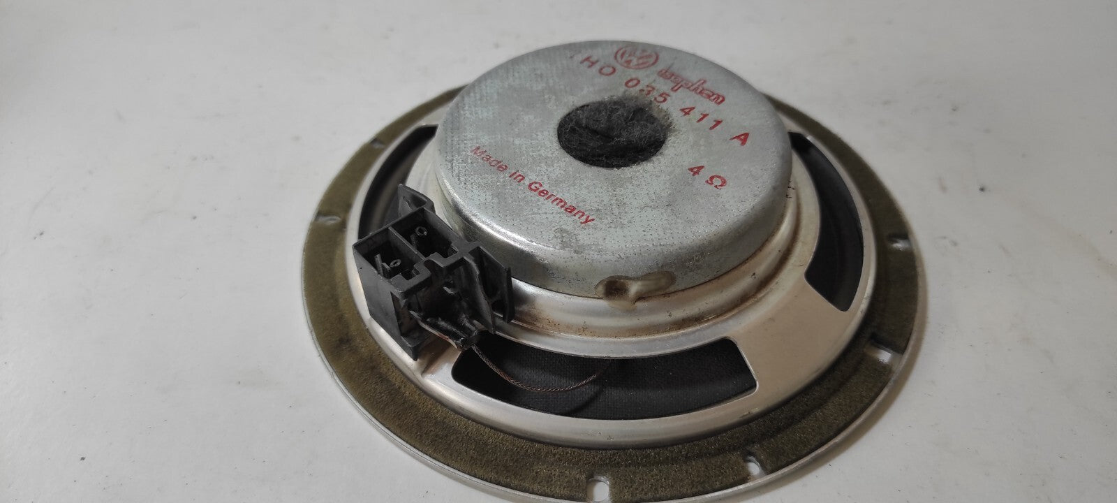 Volkswagen VW Golf MK3 1.8i 1993 Interior Front Door Speaker 1H0035411A