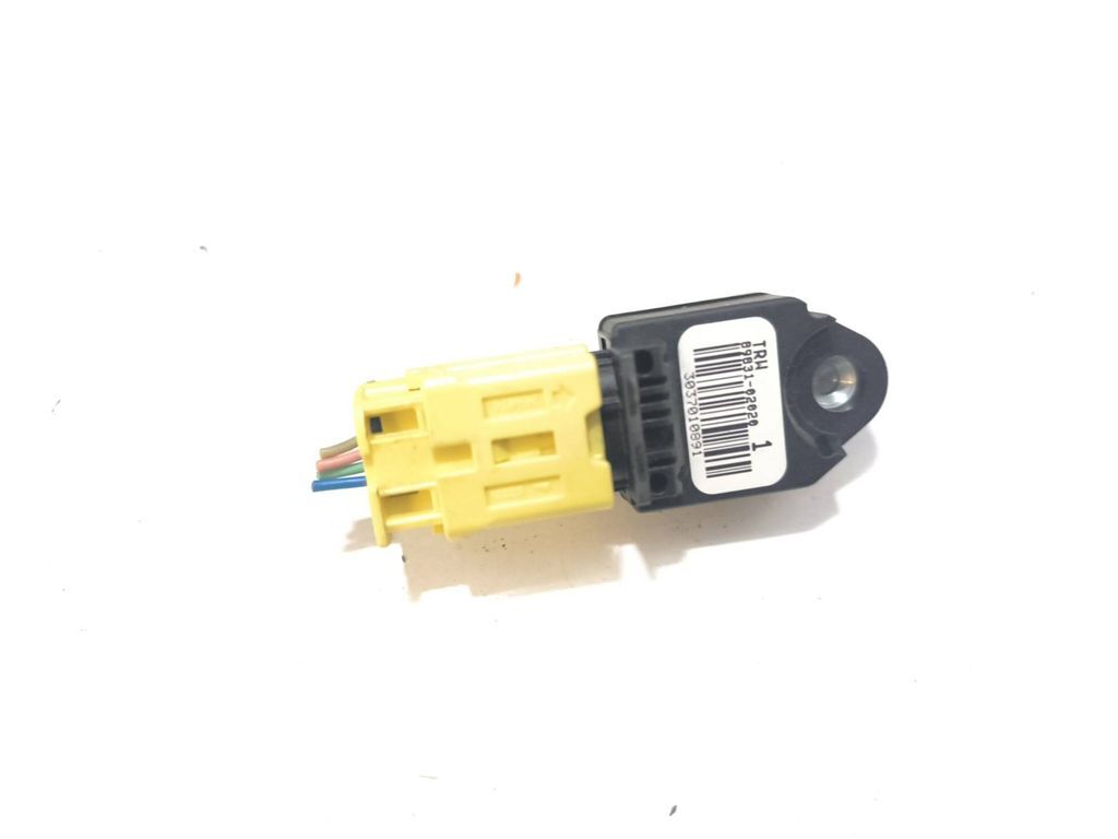 Toyota Avensis T250 2006 Deployment crash impact sensor 8983102020