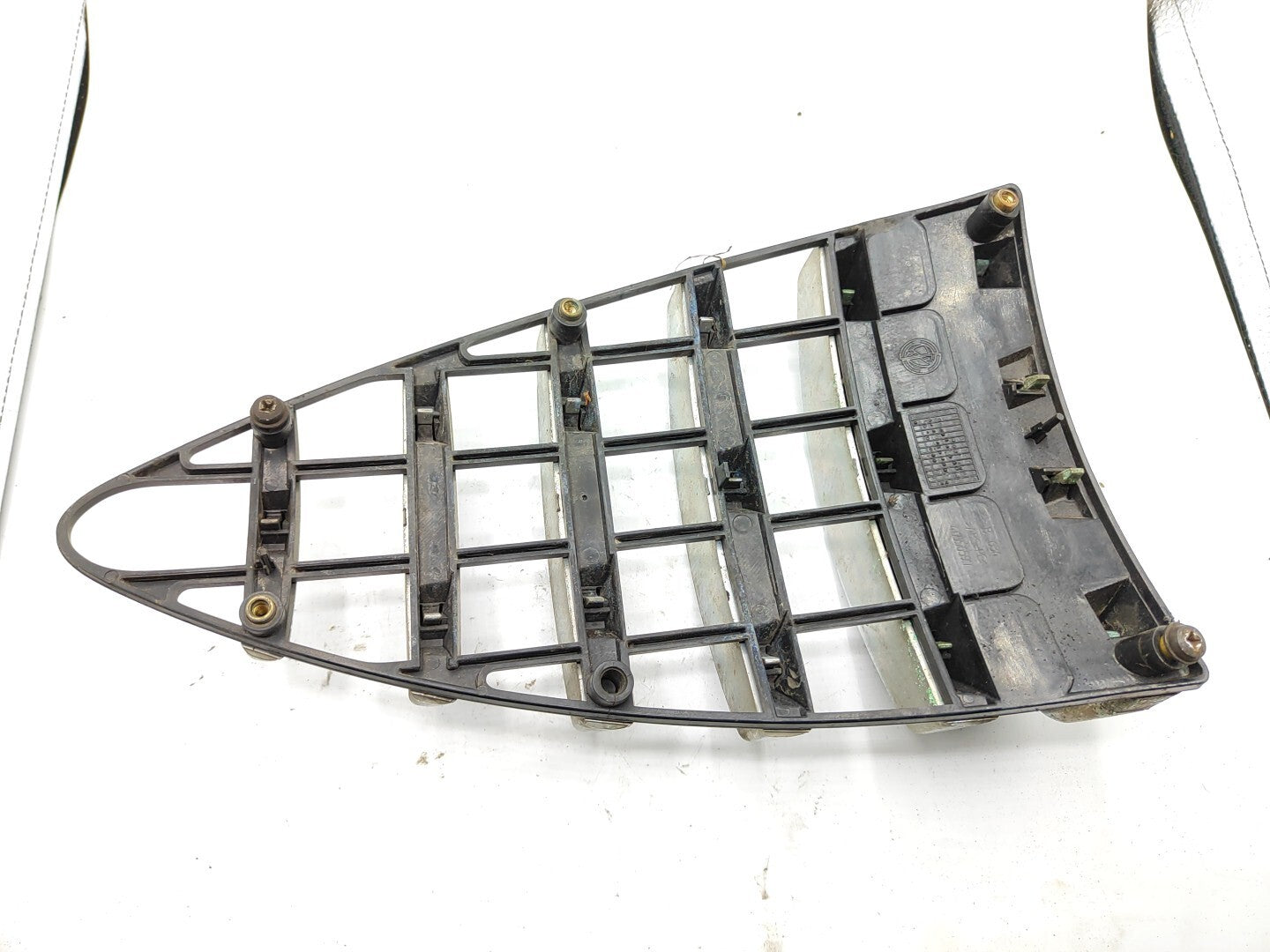 Alfa Romeo 147 2.0TS 110kW 2002 Front Bumper Center Grill 46556597