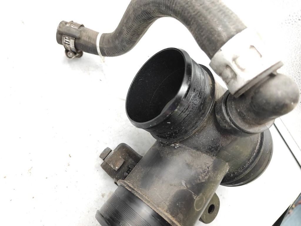 Peugeot 407 2.2HDI 2007 Diesel air intake hose pipe 9682489380