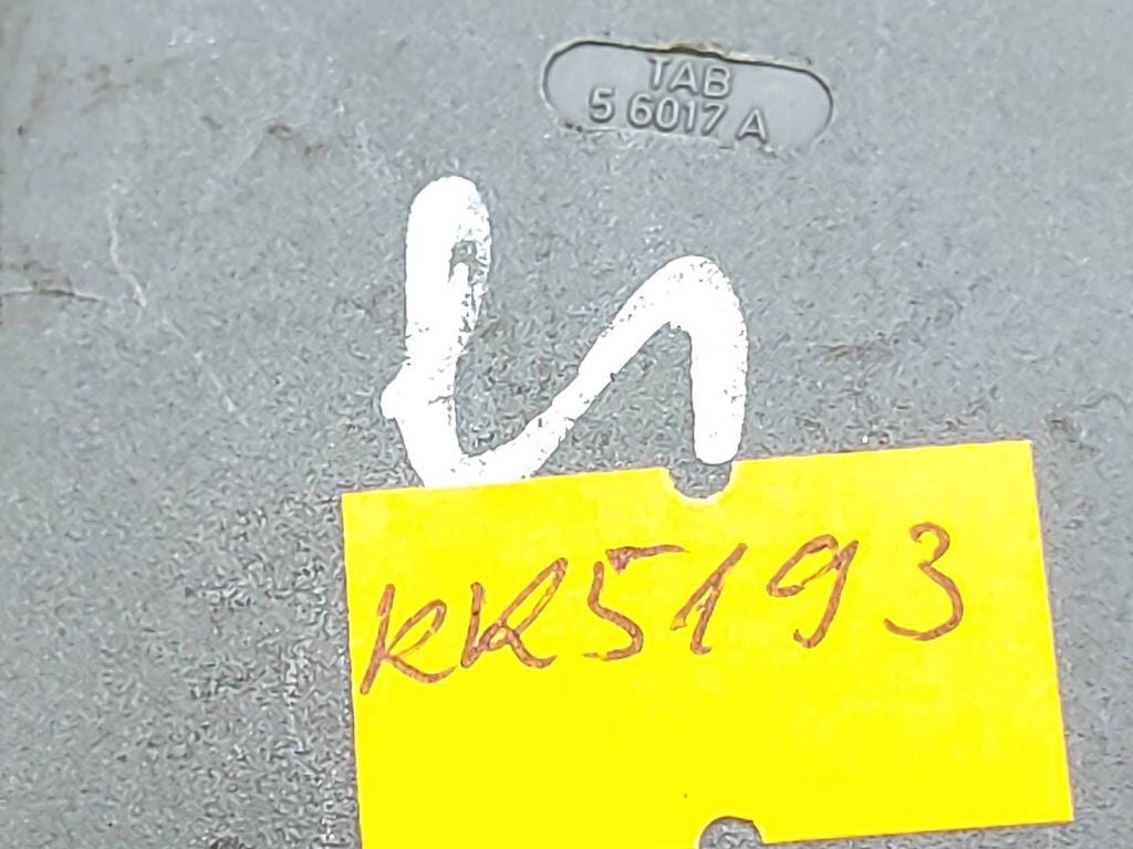 Citroen C5 2003 Rear seat belt buckle 9632560277