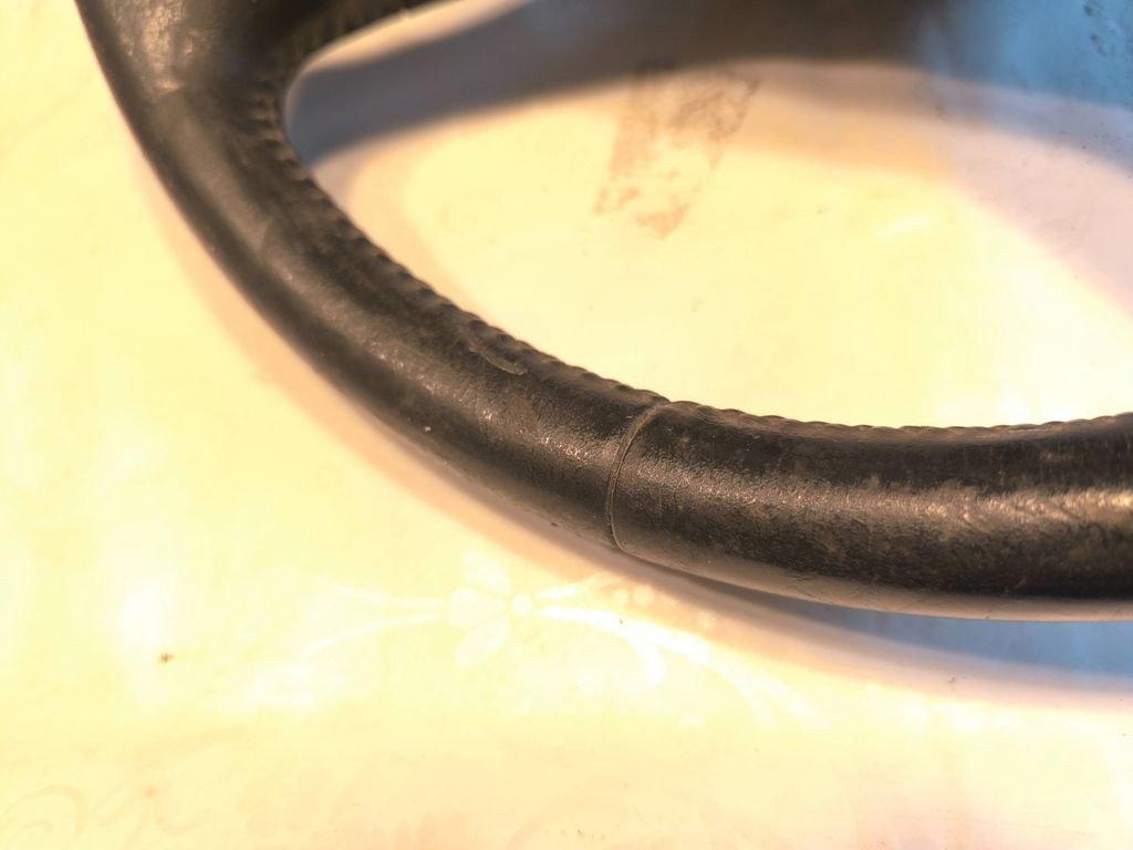 Audi 80 90 S2 B4 1993 Steering wheel 893419660