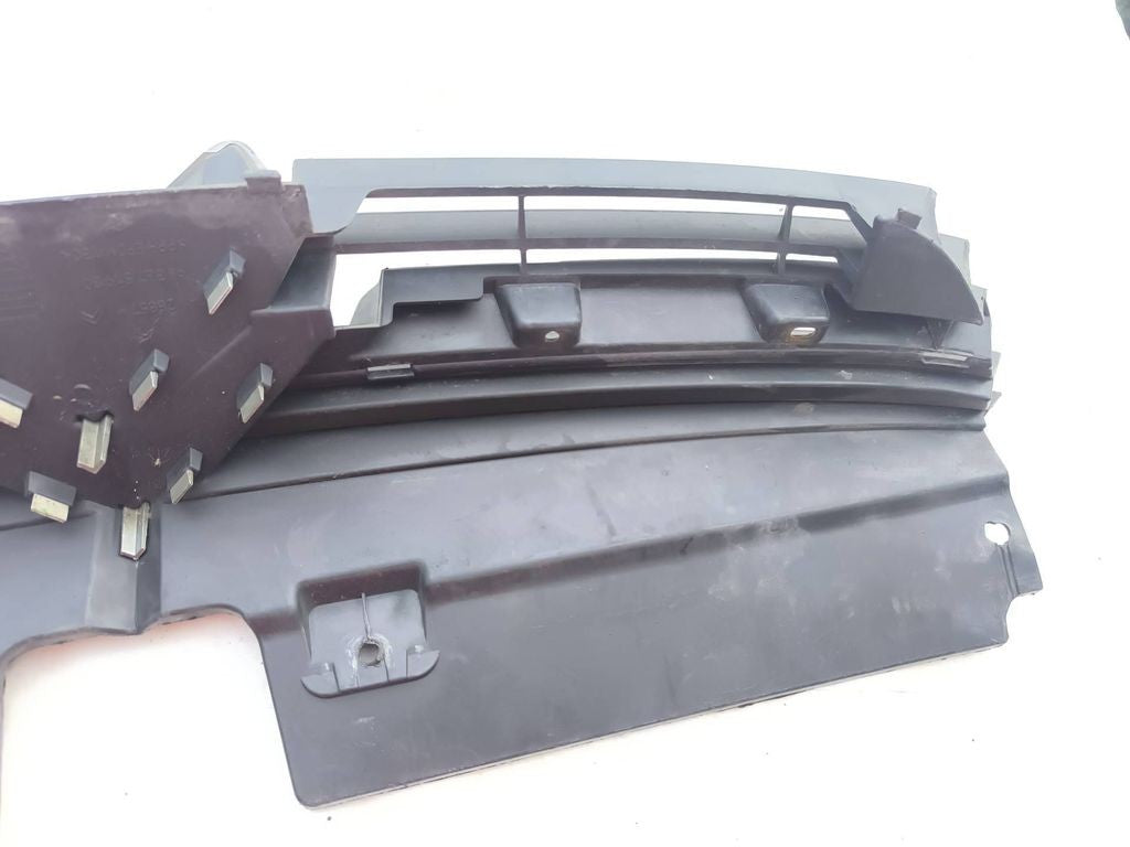Citroen C5 2003 Front grill 9636751980