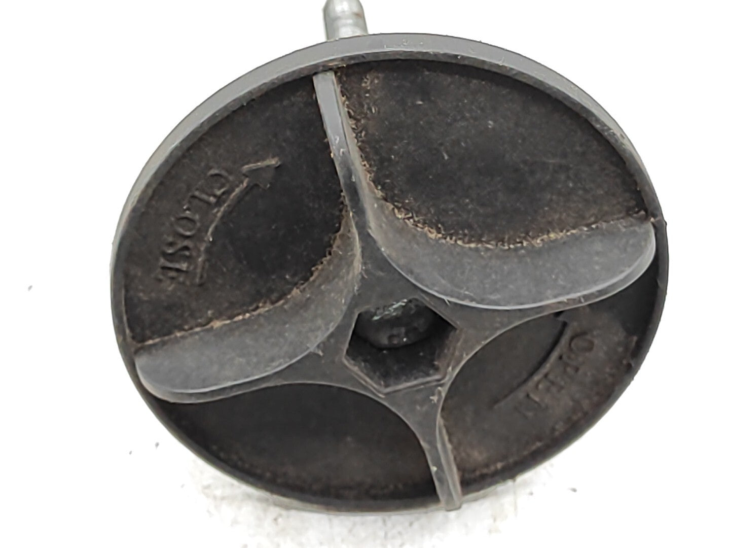 Alfa Romeo 147 1.9JTD 8V Diesel 2003 Rear Boot Trunk Spare Wheel Bolt 46542744