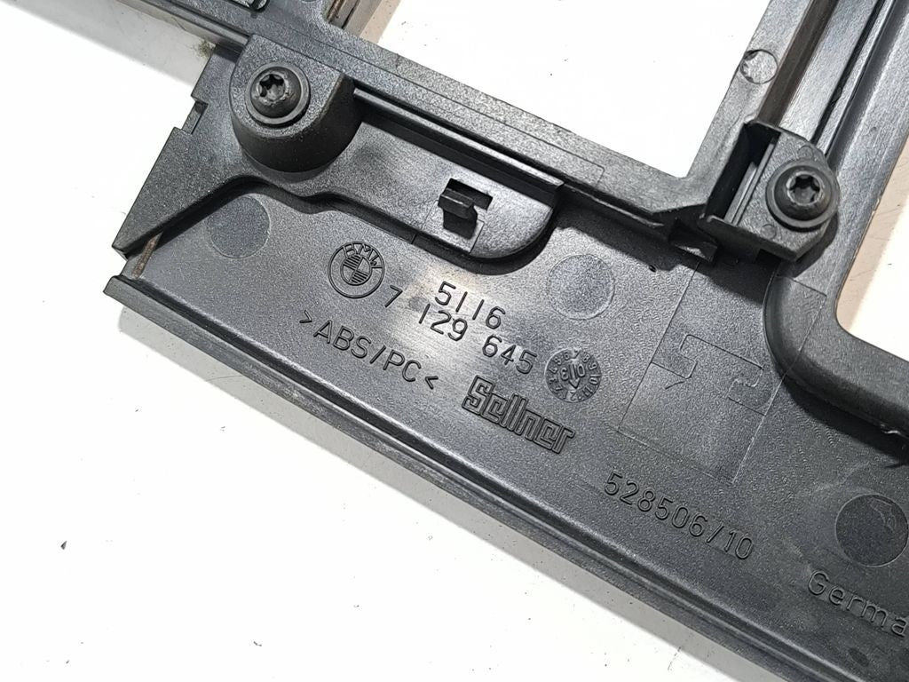 BMW 5 E60 E61 2005 RHD Gear shifter surround trim plastic 7129645