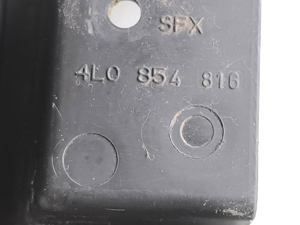 Audi Q7 4L 2009 rear right mudguard 4L0854816