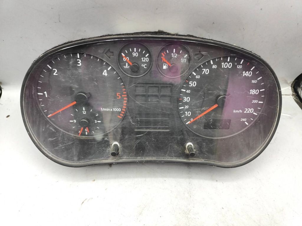 Audi A3 8L TDI 2001 Diesel speedometer instrument cluster 8L0919860D