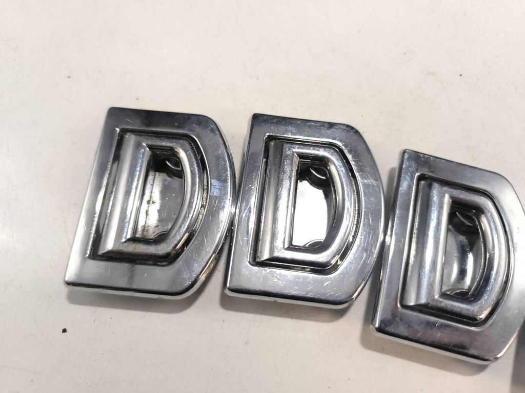 Audi A4 S4 B6 8E 8H 2002 Rear Bracket in trunk boot 1K0864203