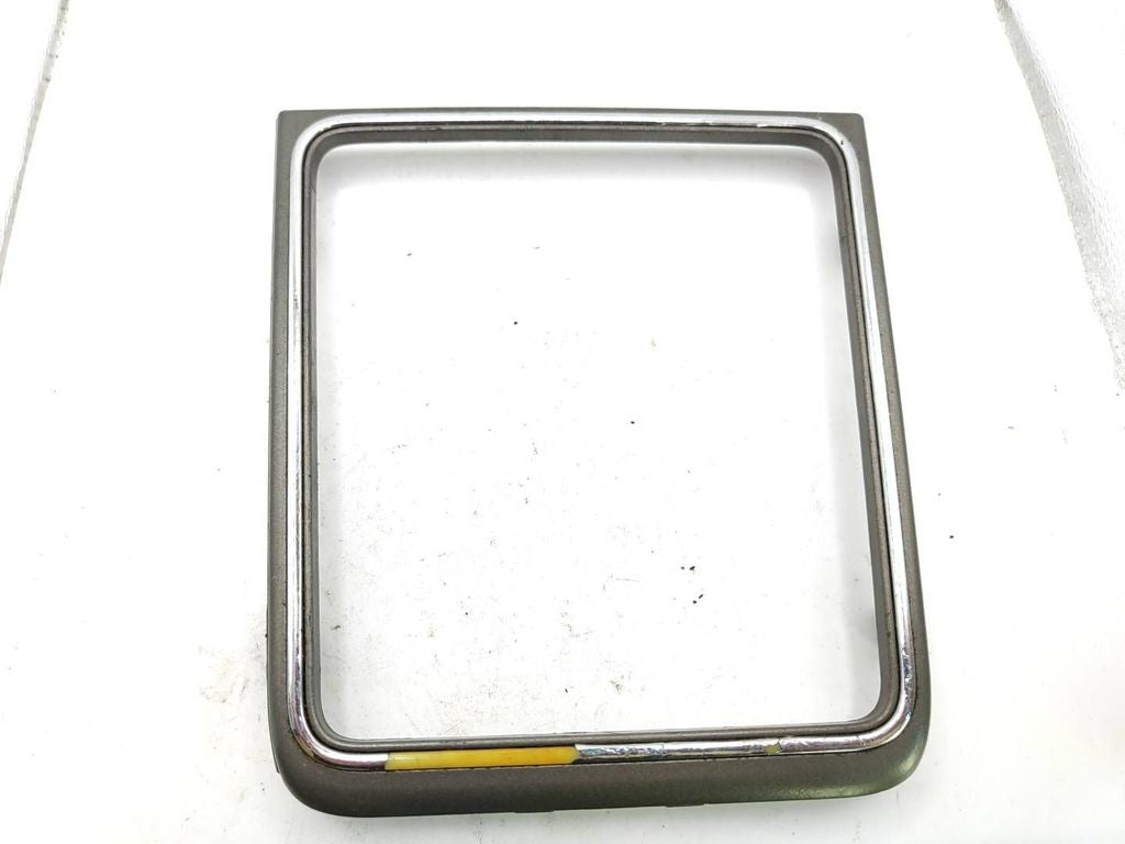 Opel Vectra C 2004 Gear shifter surround trim plastic 13165756
