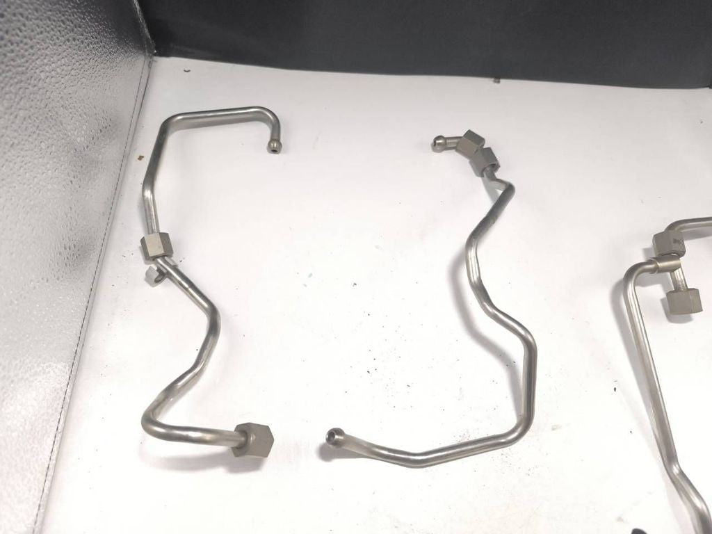 BMW M4 F82 F83 2017 S55 Fuel line pipe hose 0261230349